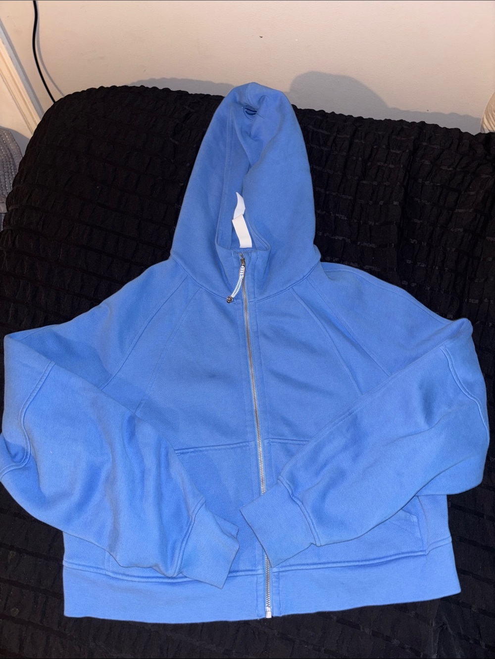 Lululemon Scuba Oversized Full-Zip Hoodie
Pool Party